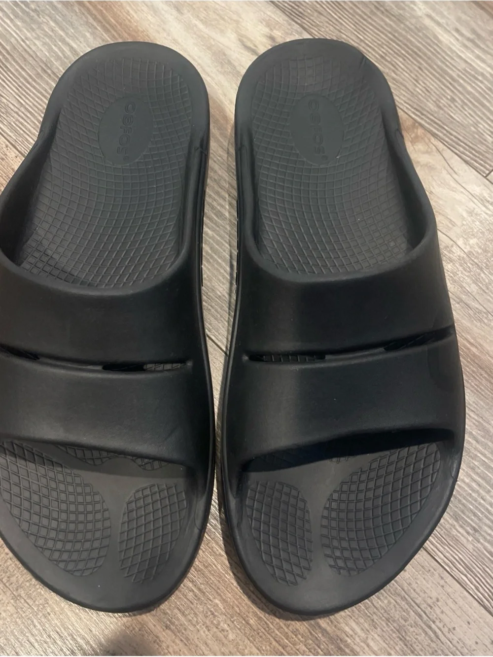 Oofos Sandals Mens Size 12 Womens 14 EU 45 Black Ooahh Slide Recovery Comfort